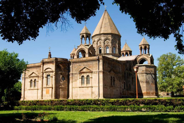 Echmiadzin, Zvartnots, Khor Virap, Garni, Geghard