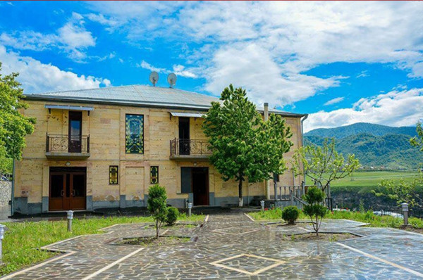 Kefilyan Family Hotel